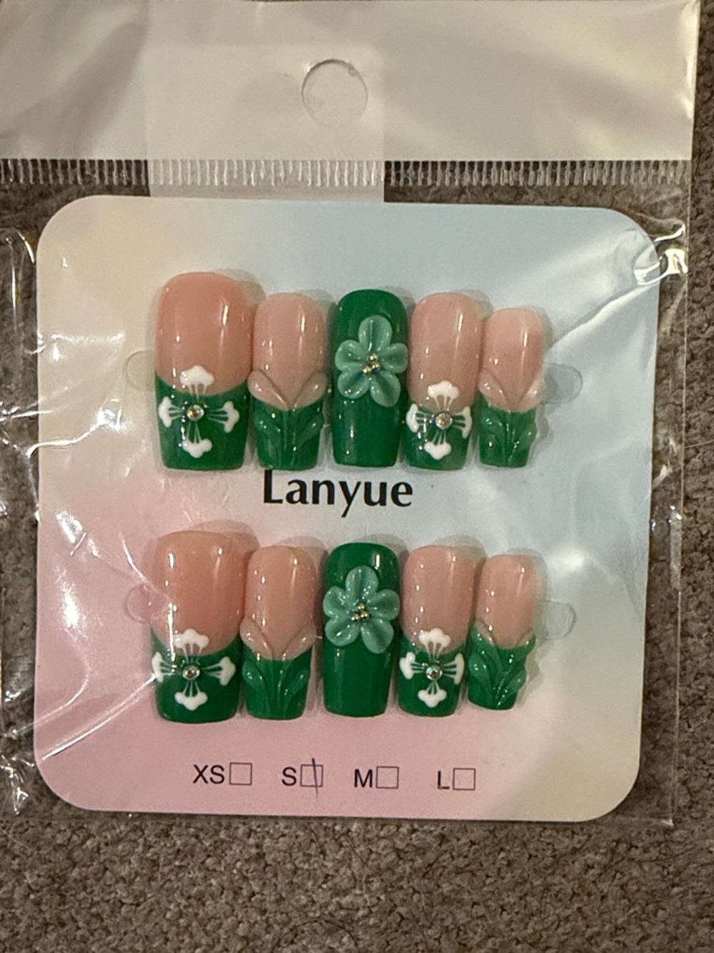 Green Floral handmade acrylic Press-On Nail Set